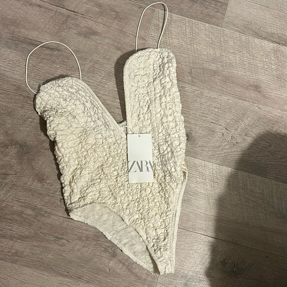 V neck cream Zara bodysuit